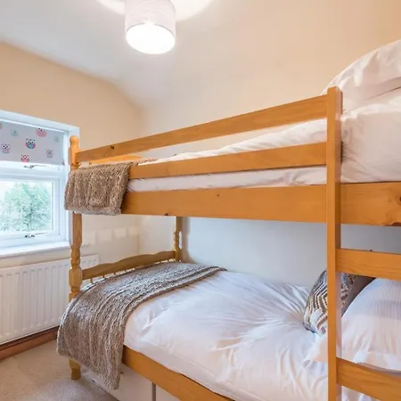 Holiday home 3 Bed In Gosforth Sz064 *